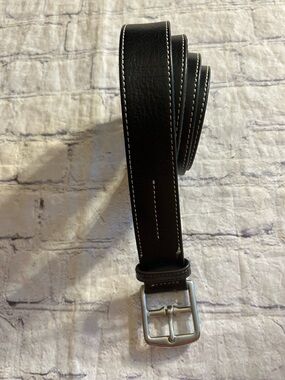 BANANA REPUBLIC BLACK WITH WHITE STITCHING SILVER TONE BUCKLE MENS BELT SIZE 38